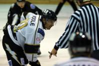 Lightning strikes as ice hockey club seeks business backing
