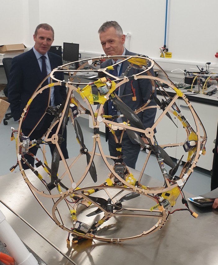 Senior minister hails Cranfield’s work on electric flights project
