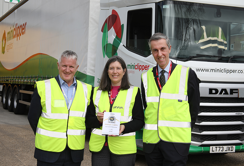 Logistics company’s expansion wins praise during UK warehousing campaign visit