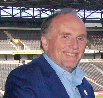 web-Jacob-Vale-with-Sally-Alexander-CEO-and-Group-Principal | Business MK