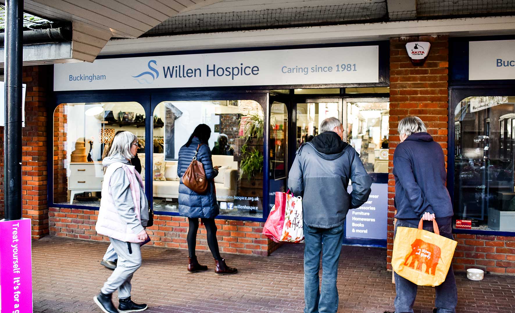 Willen Hospice Buckingham Shop